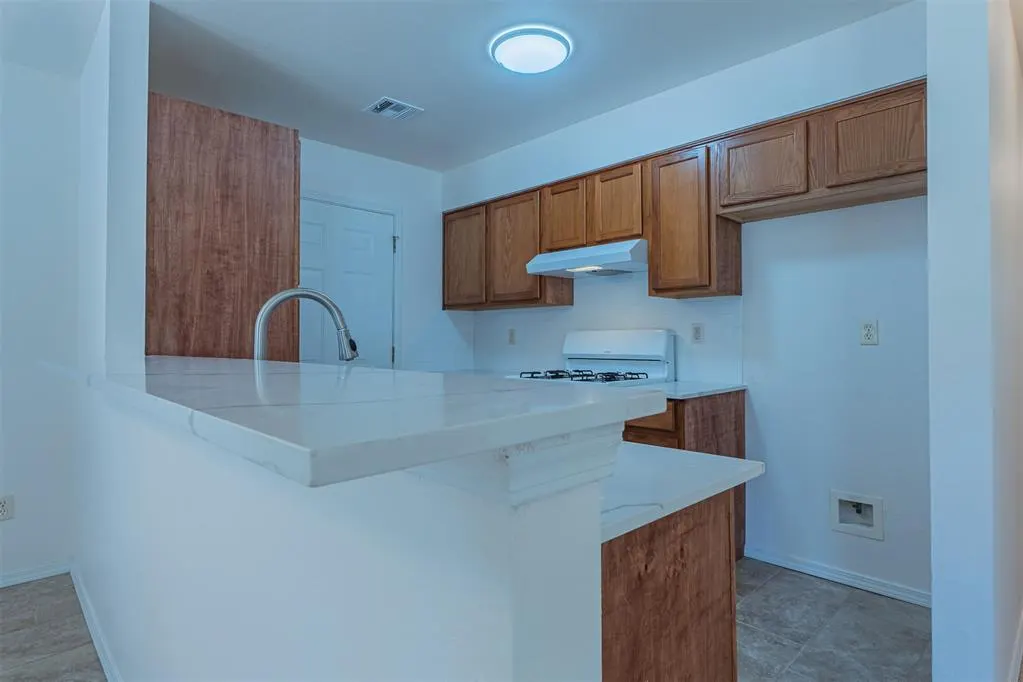 Photo 12 — 1601 NW 46th Street, Oklahoma City, OK 73118
