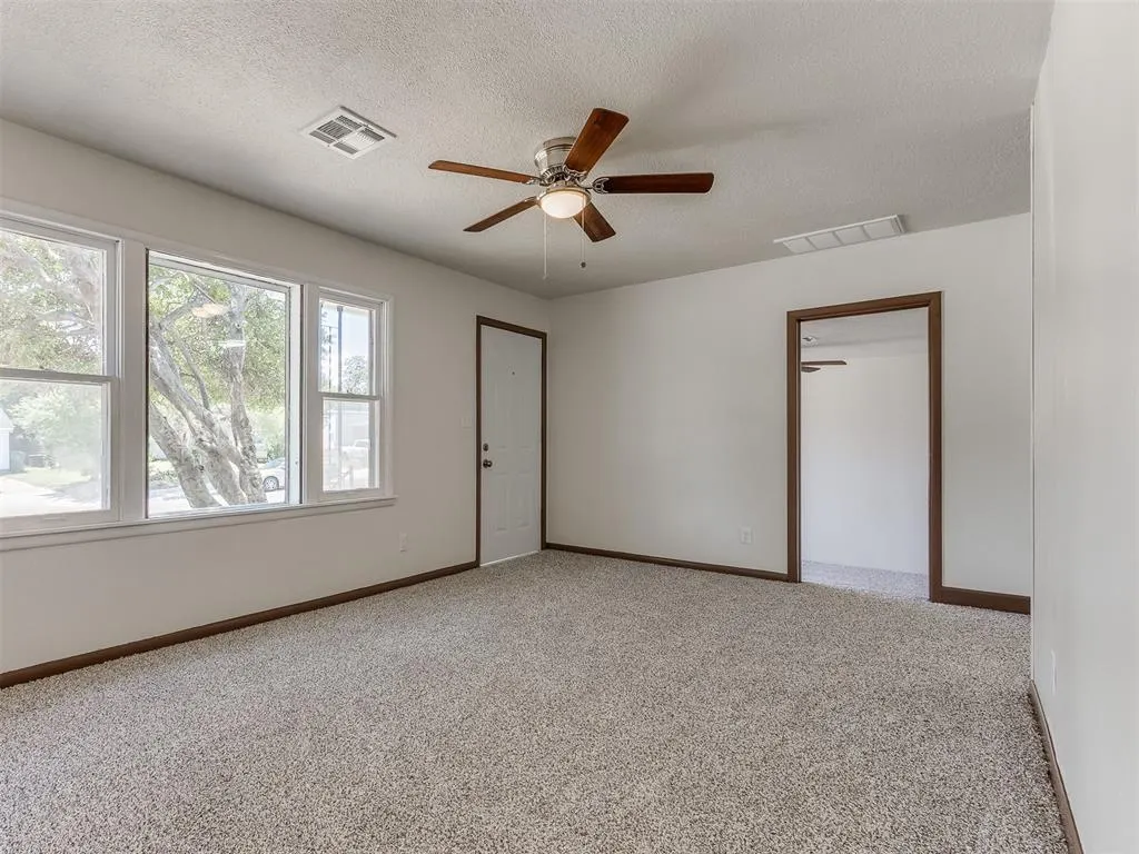 Photo 6 — 2441 SW 51st Street, Oklahoma City, OK 73119