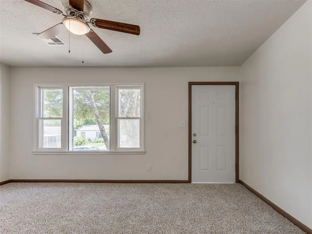 Photo 7 — 2441 SW 51st Street, Oklahoma City, OK 73119
