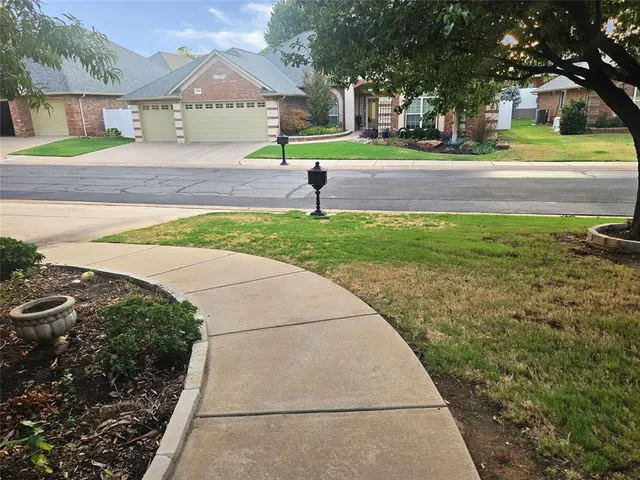 Photo 3 — 14912 W Jefferson Lane, Oklahoma City, OK 73134