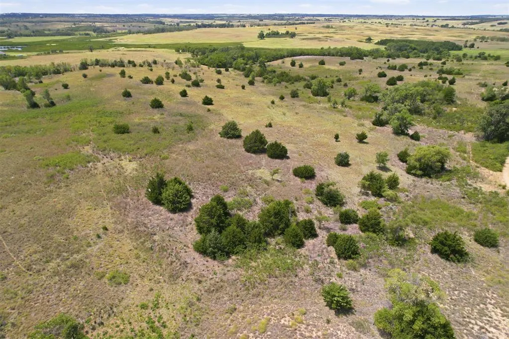 Photo 32 — N 1690/E 0950 Road, Reydon, OK 73660