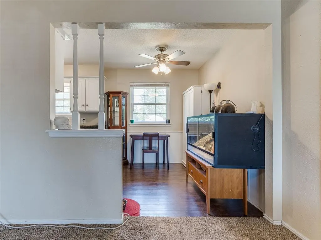 Photo 4 — 927 SW 1st Street, Oklahoma City, OK 73160