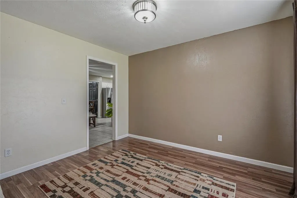 Photo 13 — 11917 Camelot Place, Oklahoma City, OK 73120