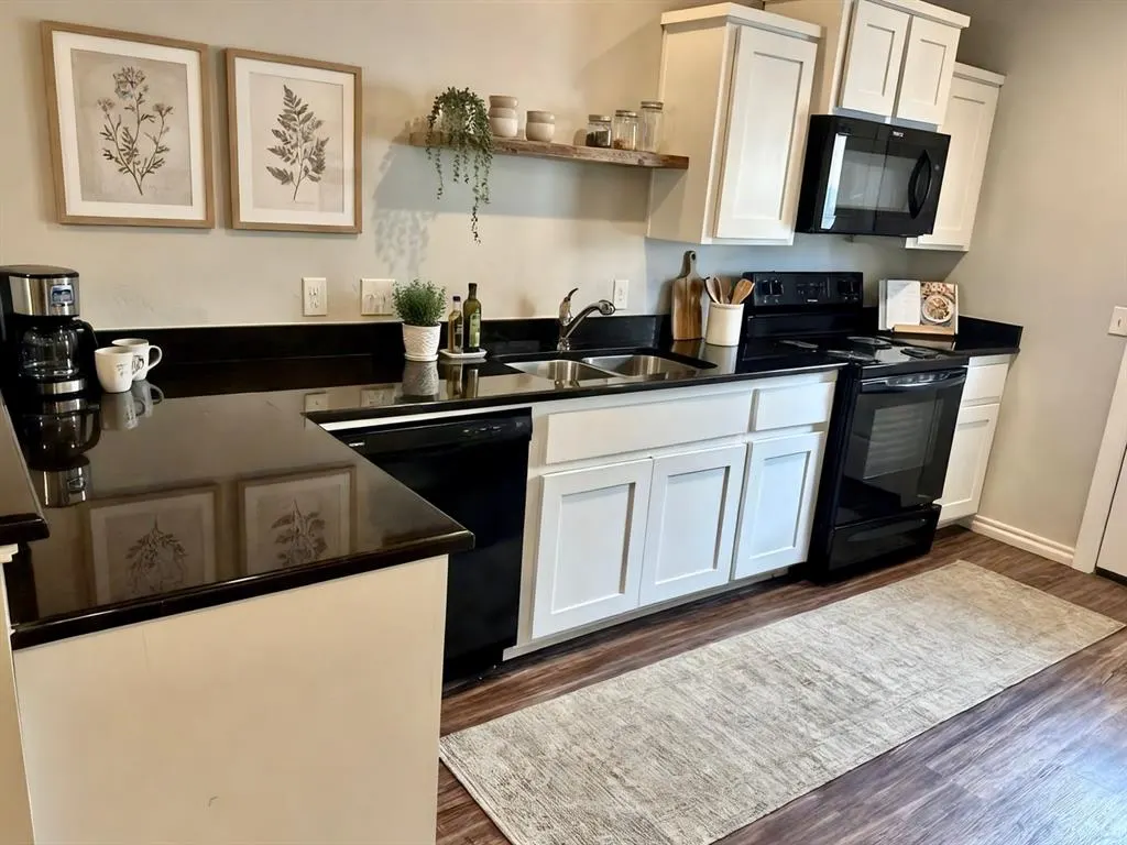 Photo 7 — 1017 SW 91st Street, Oklahoma City, OK 73139