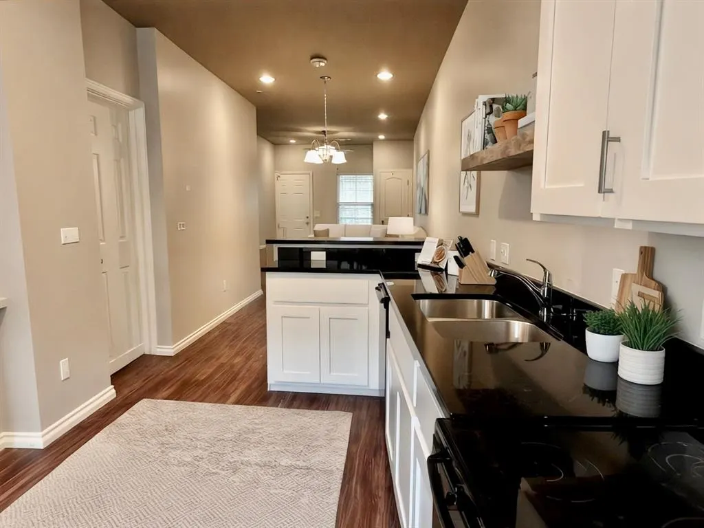 Photo 8 — 1017 SW 91st Street, Oklahoma City, OK 73139