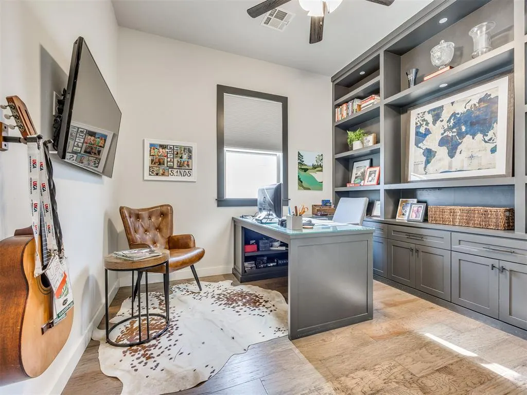 Photo 10 — 233 Saint Claire Drive, Edmond, OK 73025