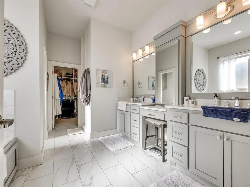 Photo 15 — 233 Saint Claire Drive, Edmond, OK 73025