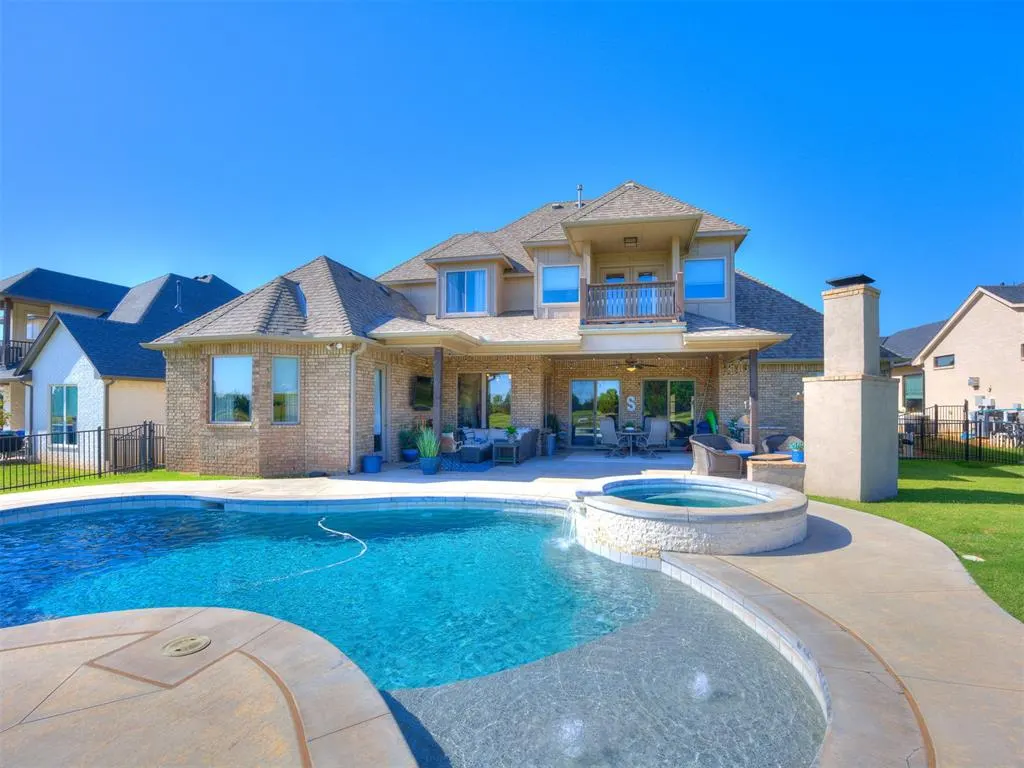 Photo 24 — 233 Saint Claire Drive, Edmond, OK 73025