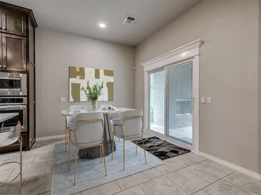 Photo 6 — 1305 N Storybrook Street, Mustang, OK 73064