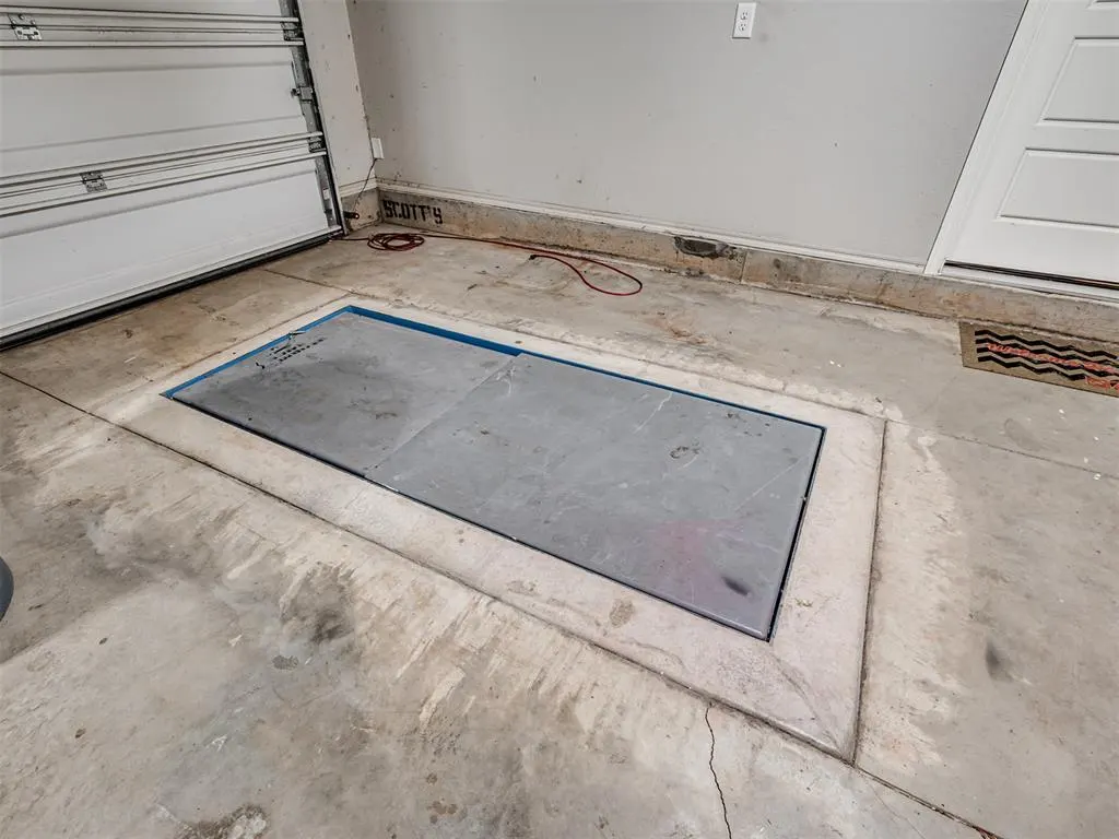 Photo 32 — 1305 N Storybrook Street, Mustang, OK 73064