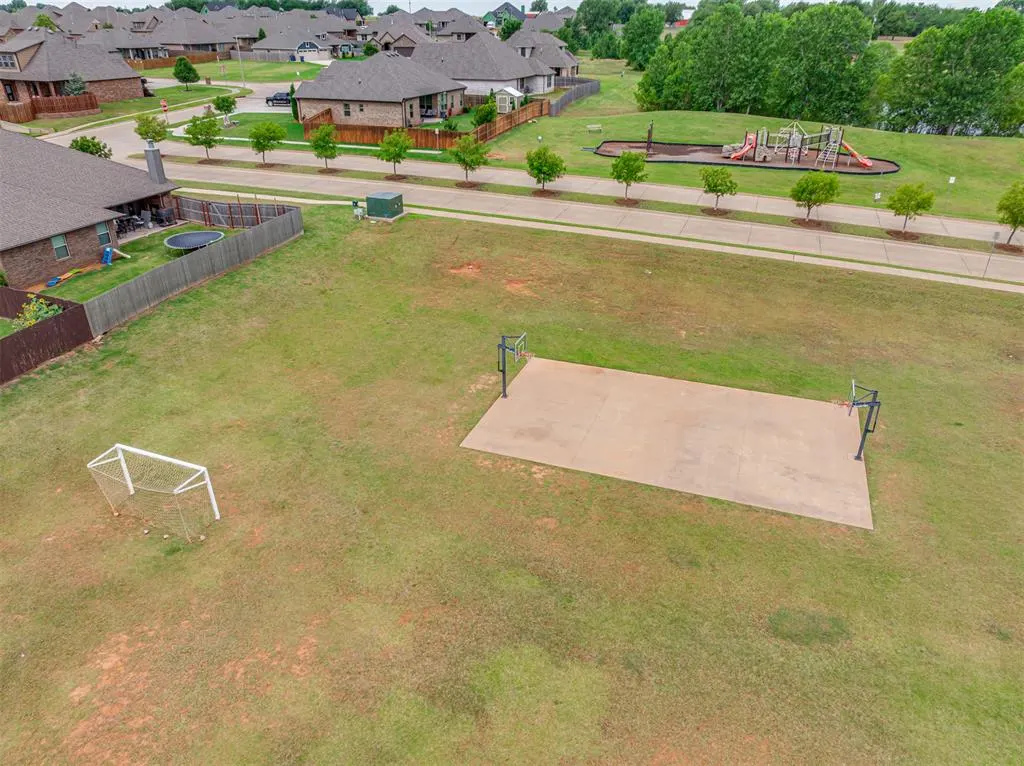 Photo 36 — 1305 N Storybrook Street, Mustang, OK 73064