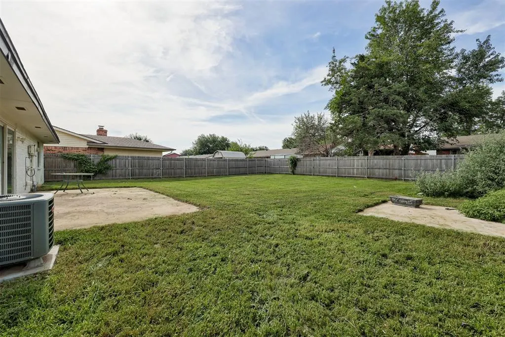 Photo 19 — 9616 NE 3rd Place, Oklahoma City, OK 73130