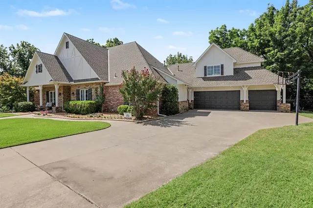 Photo 3 — 3800 Polo Club Court, Edmond, OK 73034