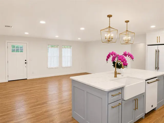 Photo 4 — 1711 Westbrooke Terrace, Norman, OK 73072