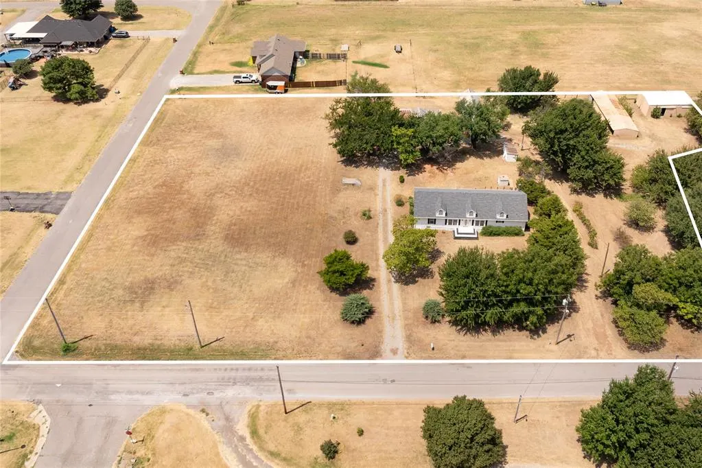 Photo 32 — 803 N Richland Road, Tuttle, OK 73089