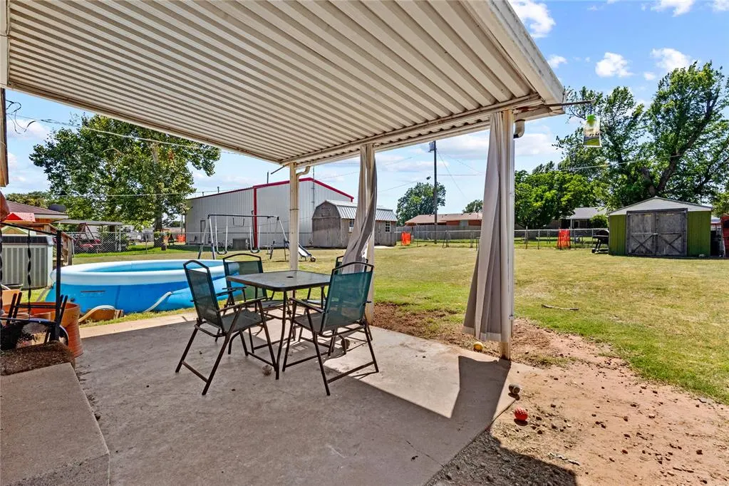 Photo 25 — 819 N Brewer Avenue, Hydro, OK 73048