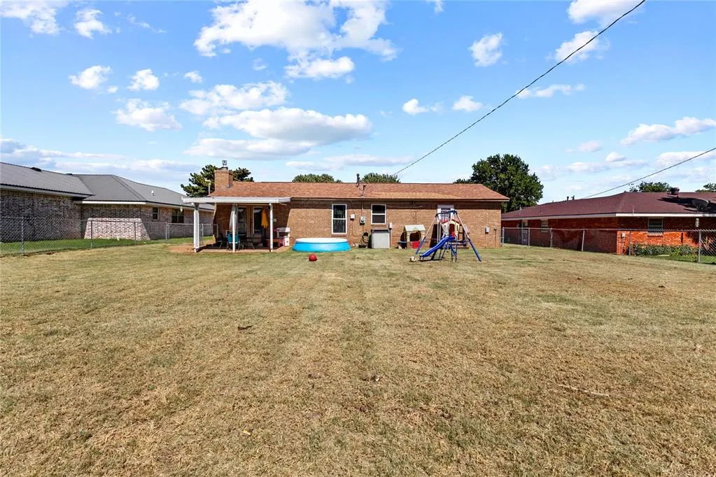 Photo 29 — 819 N Brewer Avenue, Hydro, OK 73048