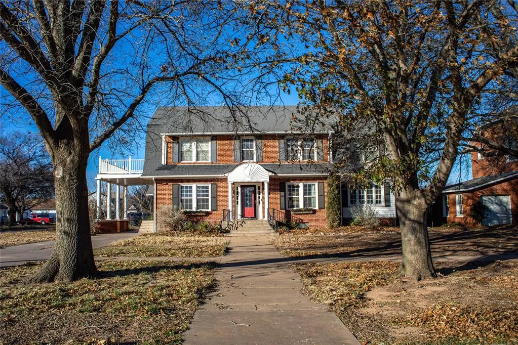 Front exterior — 505 W Lincoln Street, Mangum, OK 73554