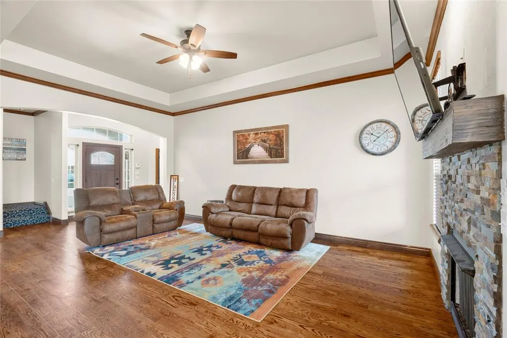 Photo 8 — 10904 SW 19th Street, Yukon, OK 73099