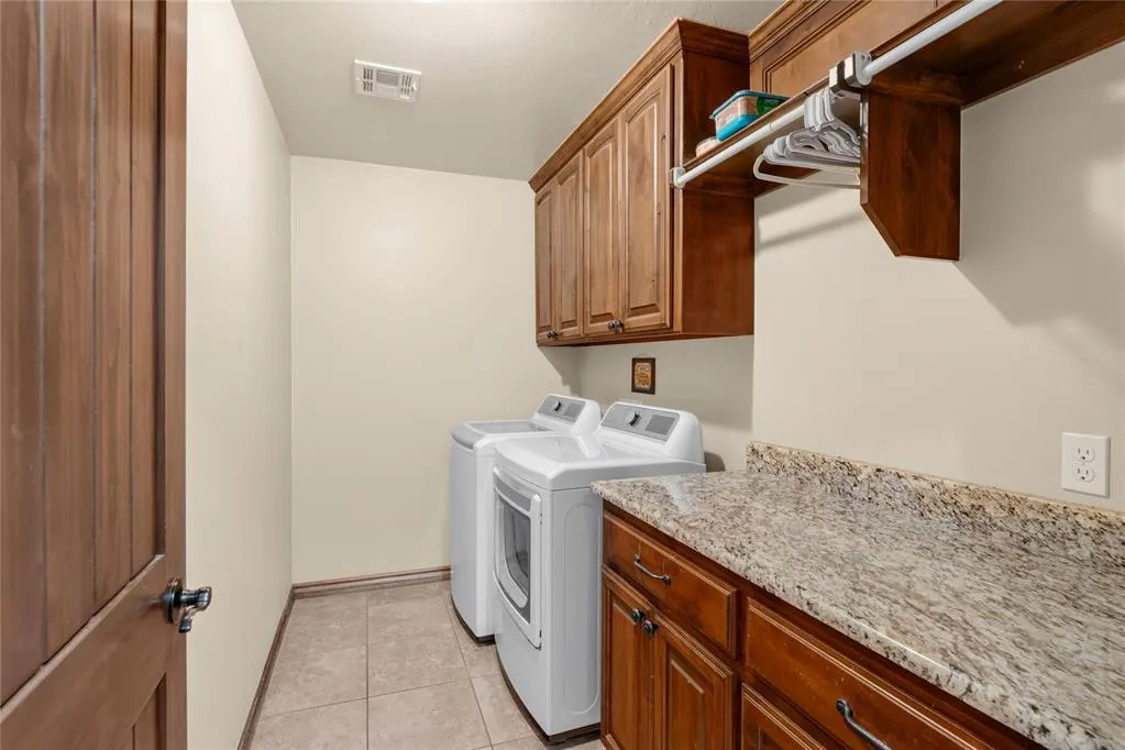 Photo 24 — 10904 SW 19th Street, Yukon, OK 73099