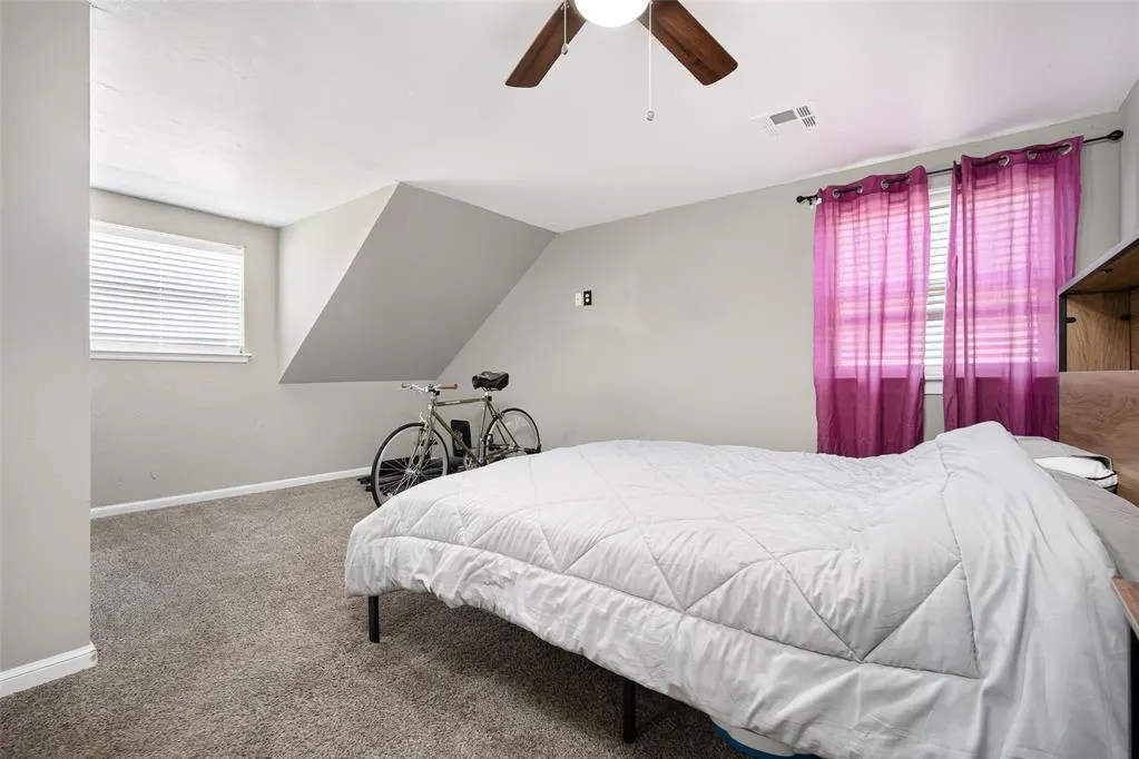 Photo 13 — 118 Oakside Drive, Oklahoma City, OK 73160