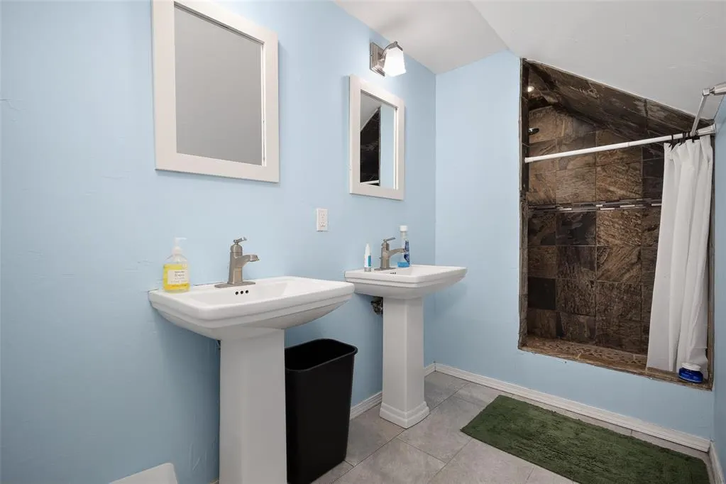 Photo 15 — 118 Oakside Drive, Oklahoma City, OK 73160