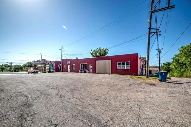 Photo 4 — Address unavailable, Chandler, OK 74834