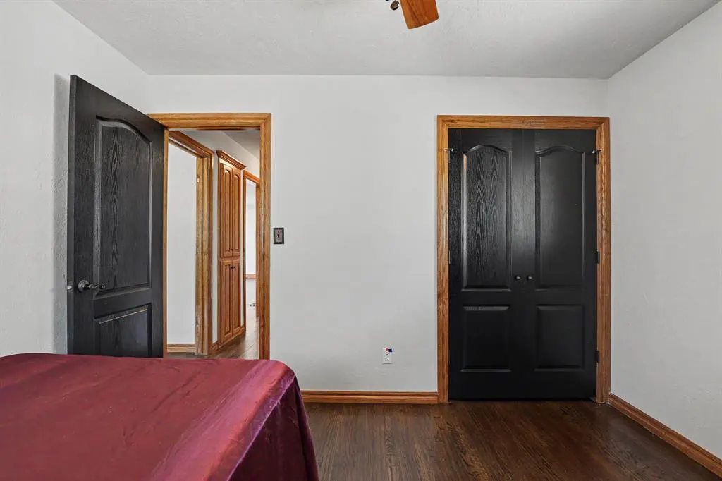 Photo 14 — 713 Hedge Drive, Oklahoma City, OK 73110