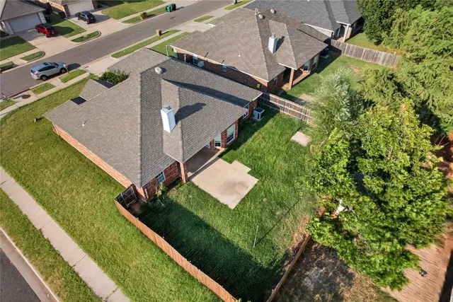 Photo 5 — 732 SW 155th Place, Oklahoma City, OK 73170