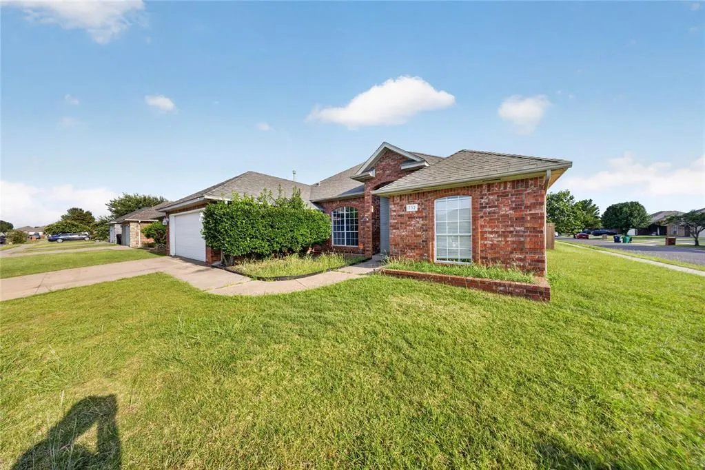 Photo 8 — 732 SW 155th Place, Oklahoma City, OK 73170