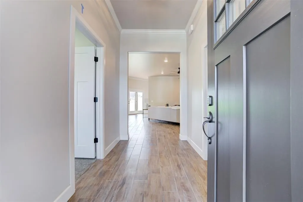 Photo 3 — 3305 Slate River Drive, Yukon, OK 73099