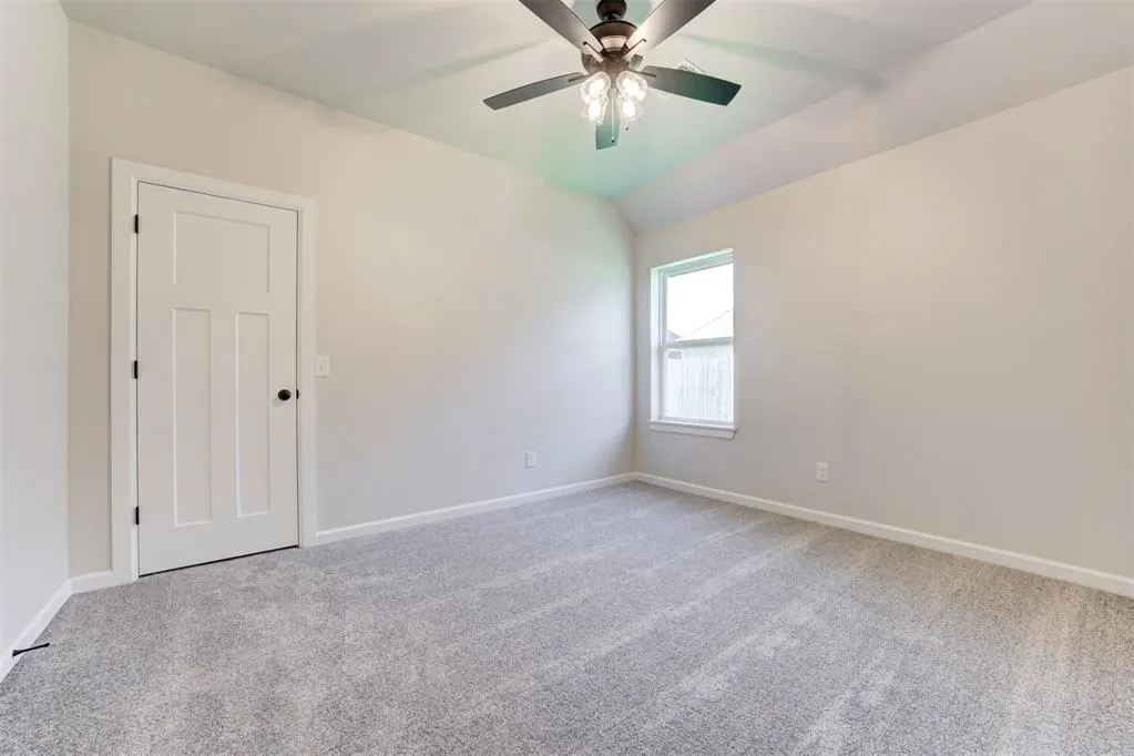 Photo 33 — 3305 Slate River Drive, Yukon, OK 73099