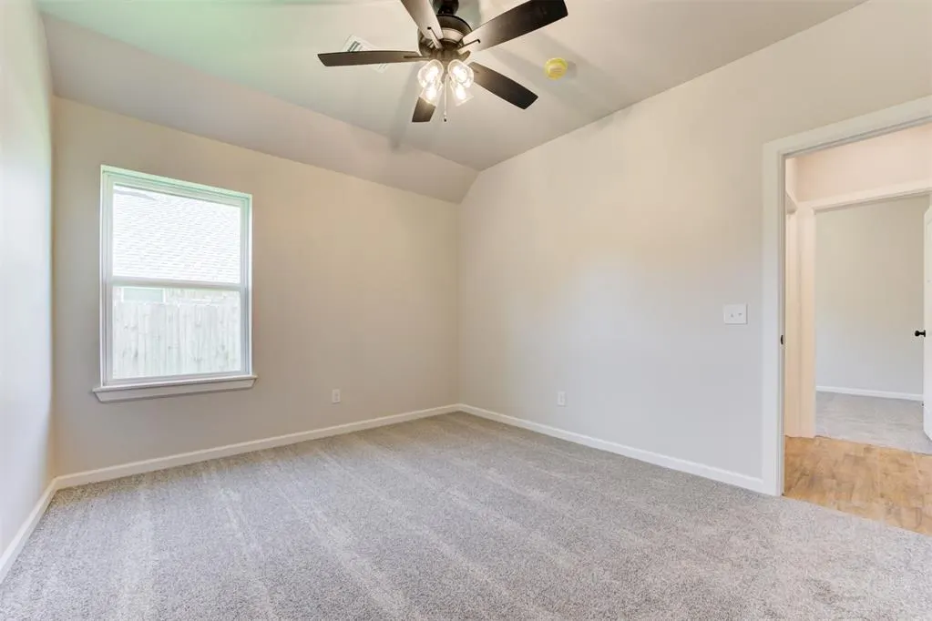 Photo 34 — 3305 Slate River Drive, Yukon, OK 73099