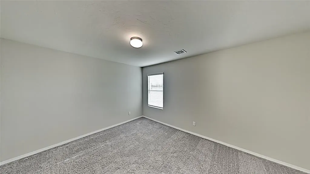 Photo 8 — 4325 Siena Ridge Boulevard, Oklahoma City, OK 73179