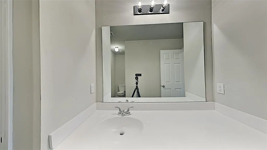 Photo 12 — 4325 Siena Ridge Boulevard, Oklahoma City, OK 73179