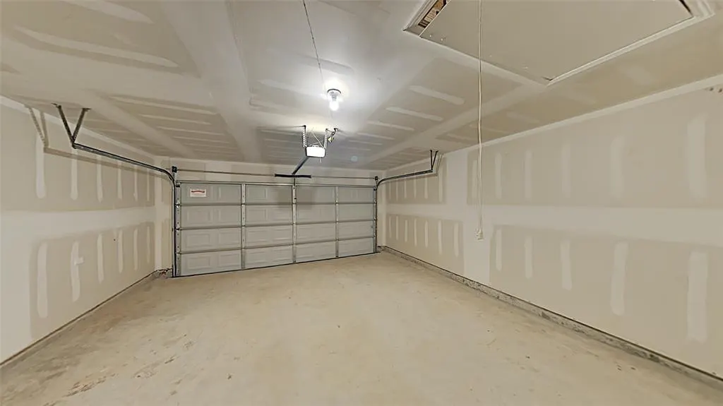Photo 15 — 4325 Siena Ridge Boulevard, Oklahoma City, OK 73179