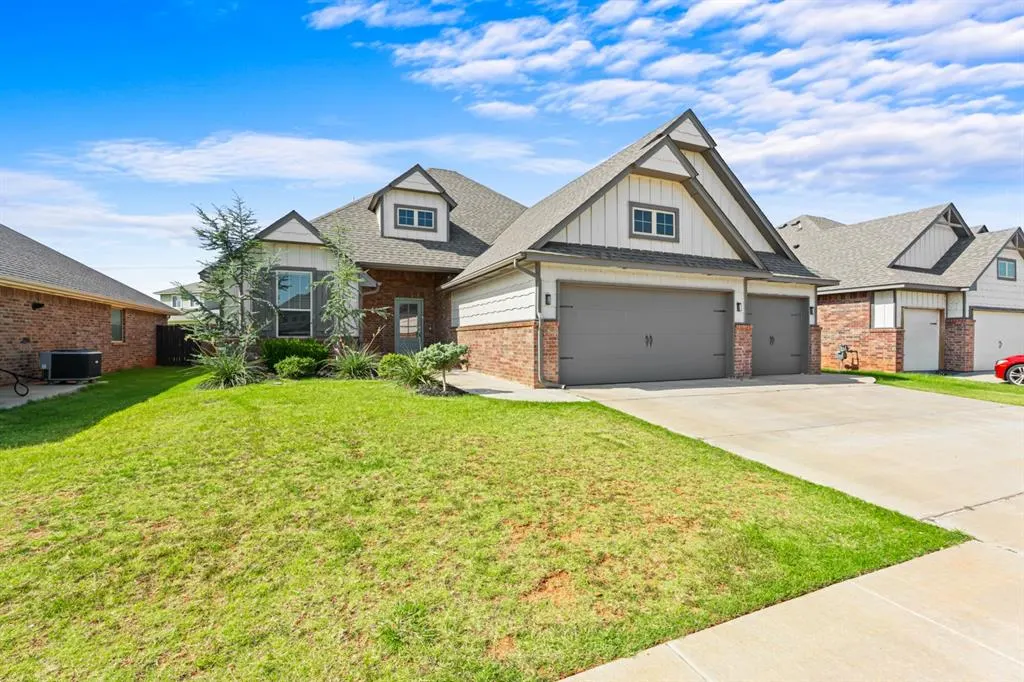 Photo 3 — 8312 NW 160th Street, Edmond, OK 73013