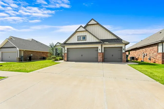 Photo 4 — 8312 NW 160th Street, Edmond, OK 73013