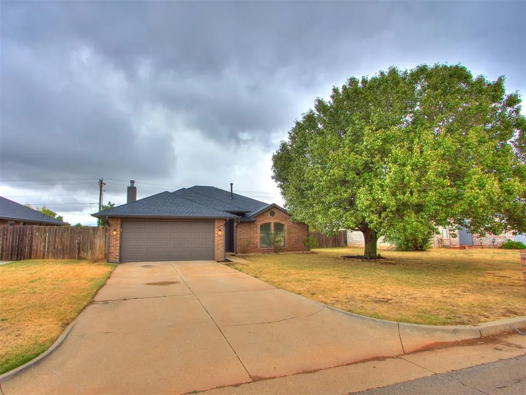 Photo 33 — 7713 NW 116th Street, Oklahoma City, OK 73162