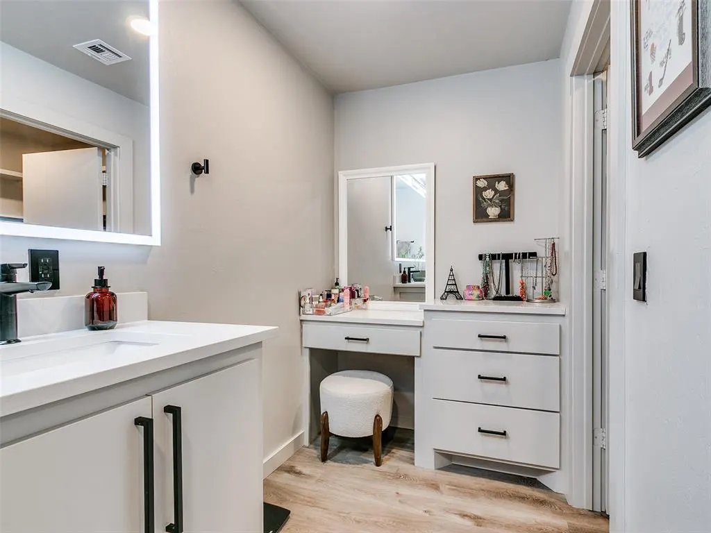 Photo 23 — 5820 NW 90th Street, Oklahoma City, OK 73132