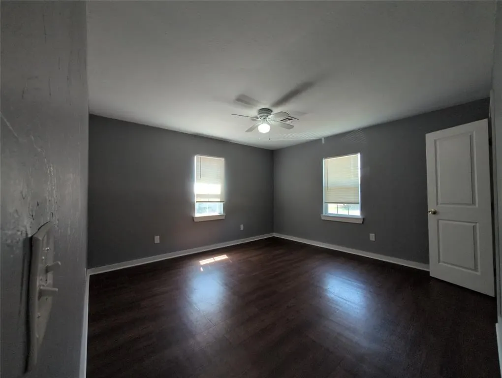 Photo 11 — 725 NE 25th Street, Oklahoma City, OK 73105