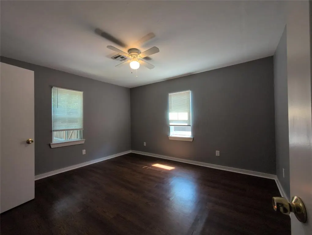 Photo 13 — 725 NE 25th Street, Oklahoma City, OK 73105