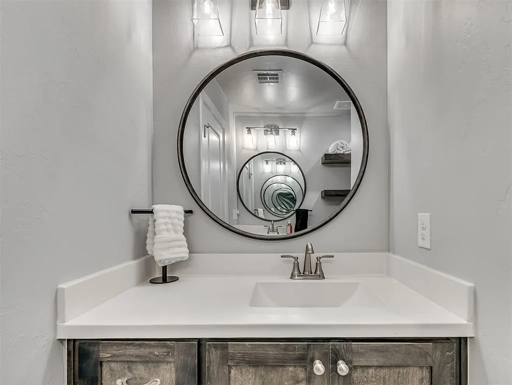 Photo 31 — 2916 SE 24th Street, Moore, OK 73160