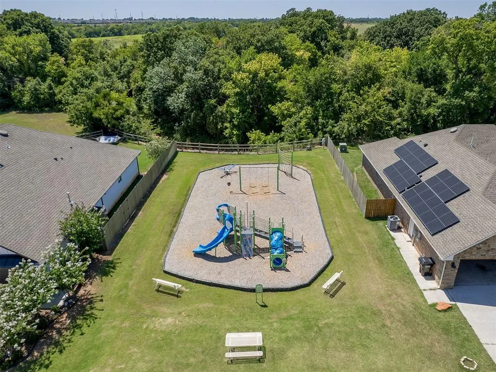 Photo 49 — 2916 SE 24th Street, Moore, OK 73160