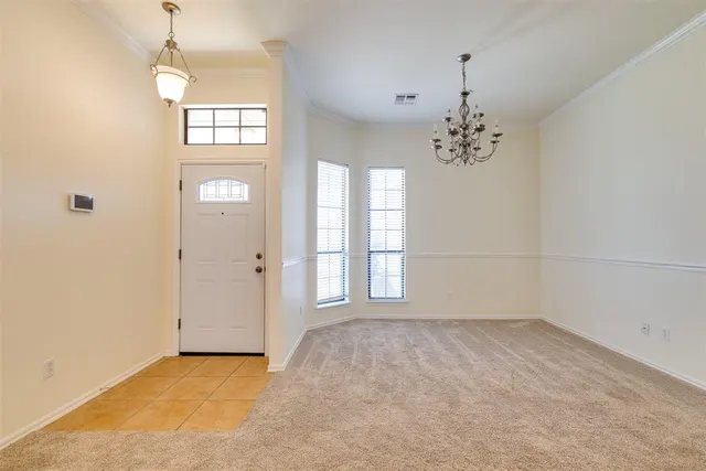 Photo 6 — 551 W Geronimo Court Way, Mustang, OK 73064