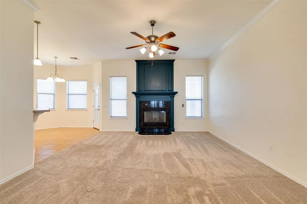 Photo 7 — 551 W Geronimo Court Way, Mustang, OK 73064