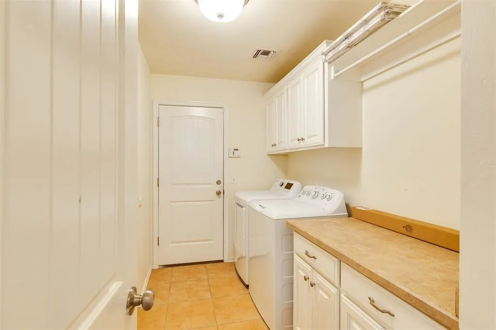 Photo 36 — 551 W Geronimo Court Way, Mustang, OK 73064