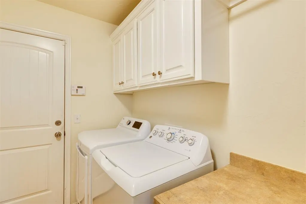 Photo 37 — 551 W Geronimo Court Way, Mustang, OK 73064