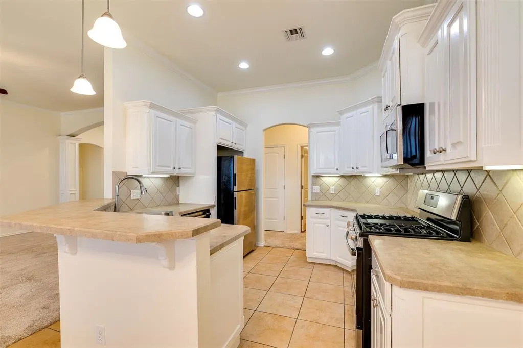 Photo 42 — 551 W Geronimo Court Way, Mustang, OK 73064