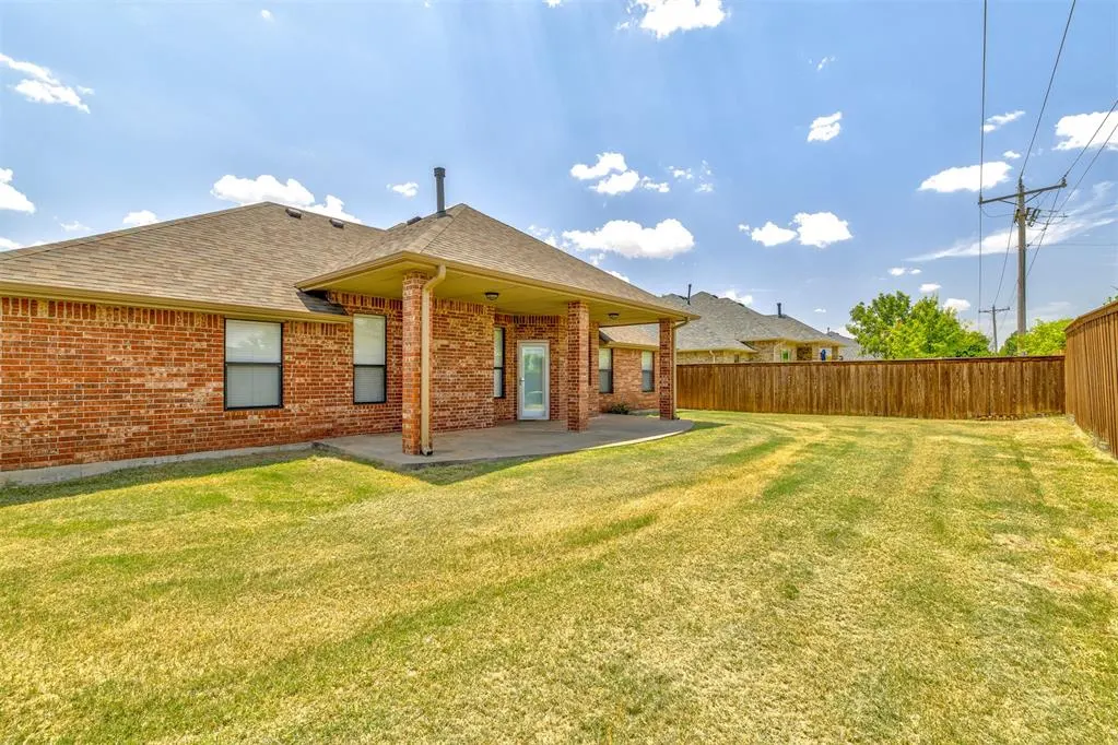 Photo 47 — 551 W Geronimo Court Way, Mustang, OK 73064
